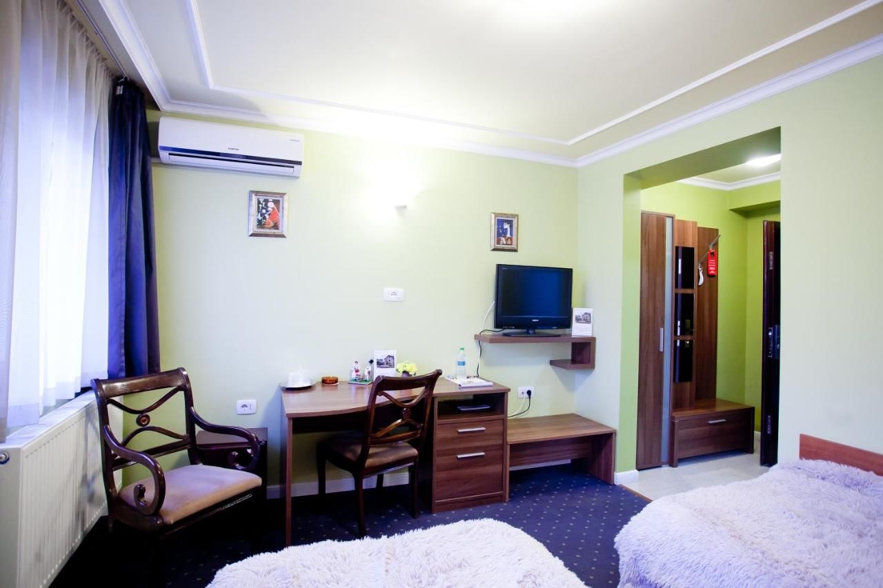 Отель Hotel Parc Tecuci Tecuci-42