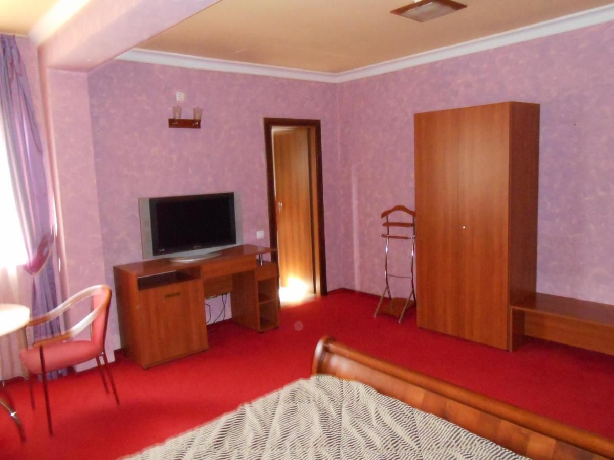 Отель Hotel Parc Tecuci Tecuci-47